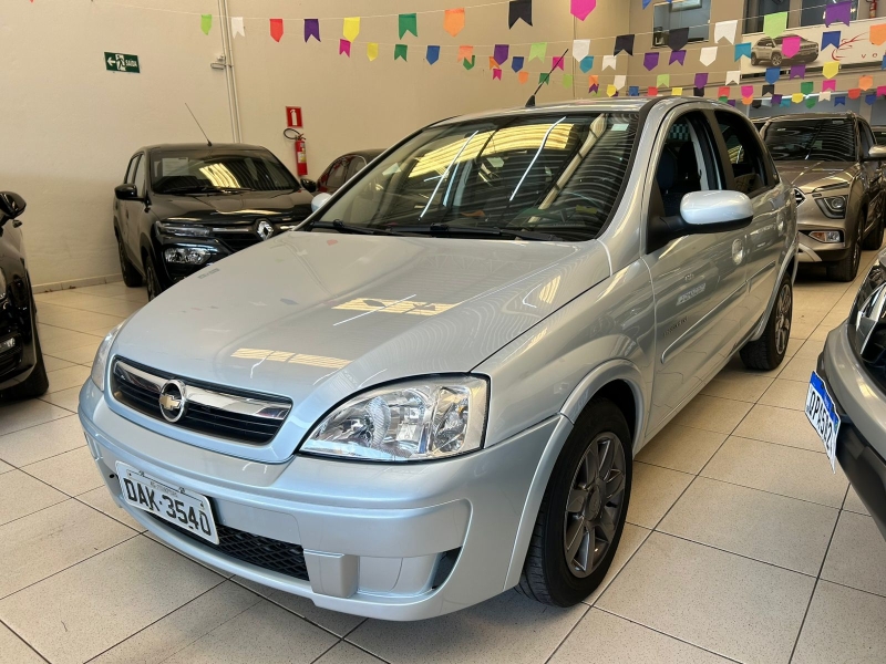 Produto corsa-14-sedan-premium-